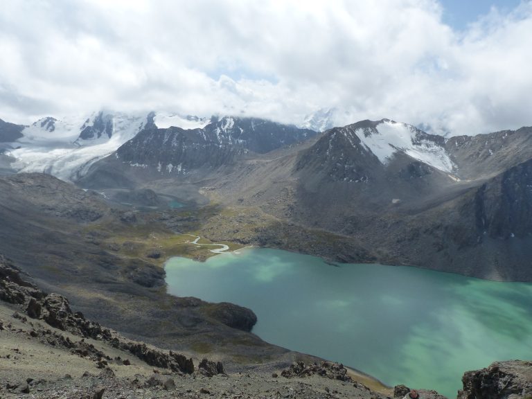 Trek de 3 jours à Ala Kul ! On se baigne dans des sources d&rsquo;eau chaude :O